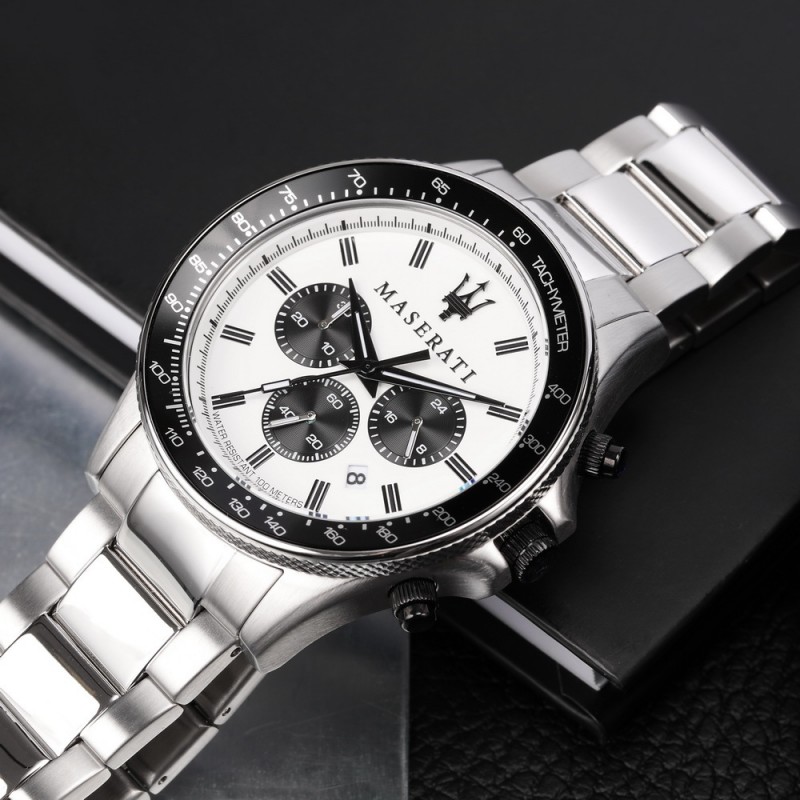 R8873640003  кварцевые часы Maserati  R8873640003