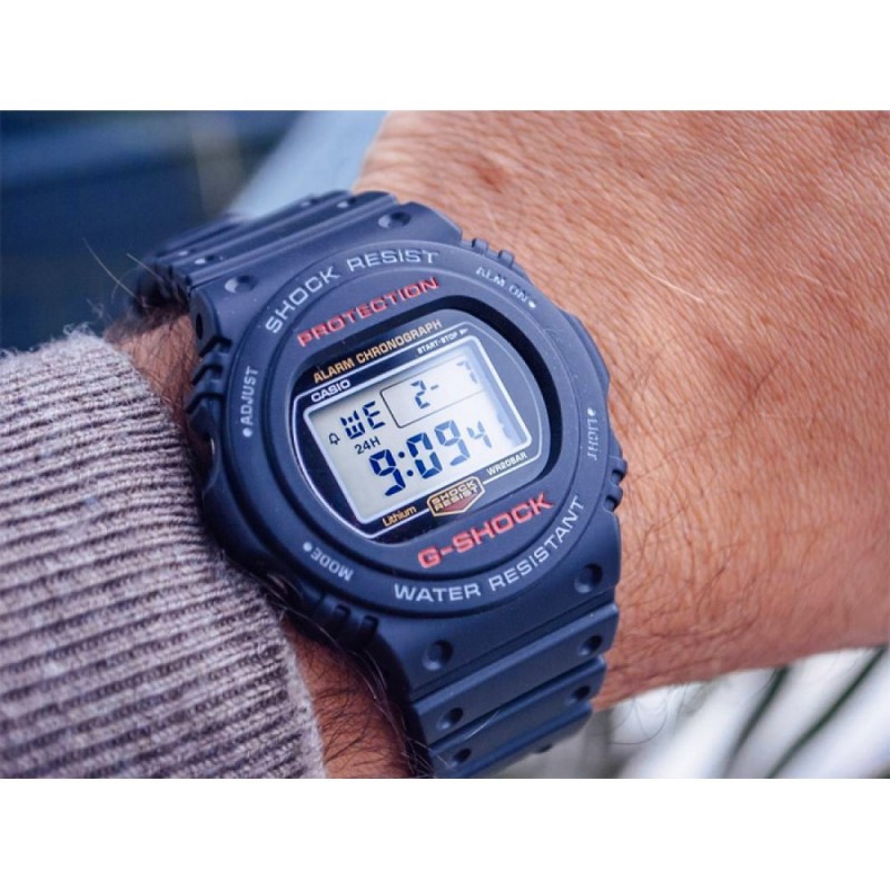 DW-5750E-1  кварцевые наручные часы Casio "G-Shock"  DW-5750E-1