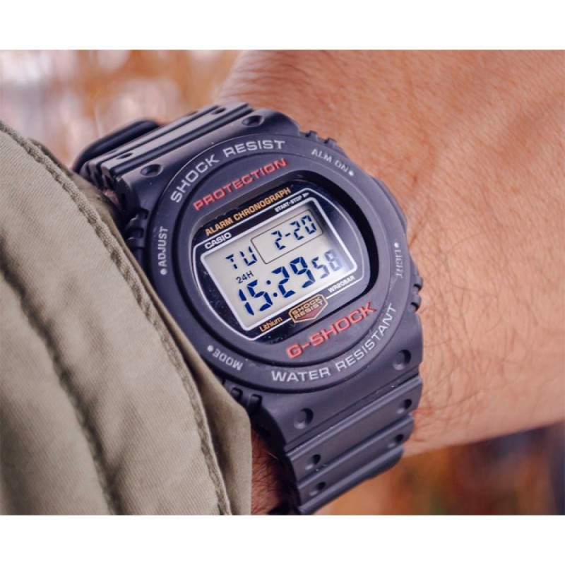 DW-5750E-1  кварцевые наручные часы Casio "G-Shock"  DW-5750E-1